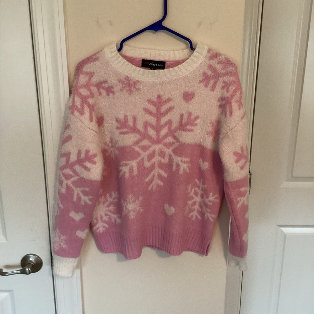 33 Degrees Pink and White Snowflake Sweater, XS